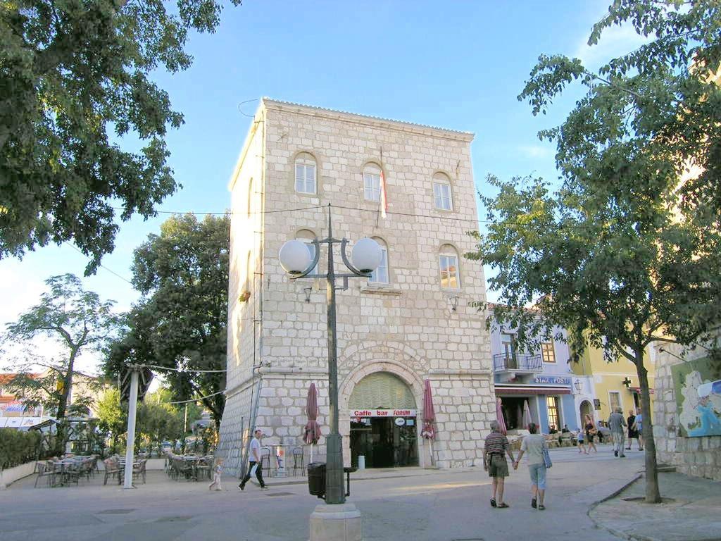 Apartments Sokolovic Krk Town Luaran gambar
