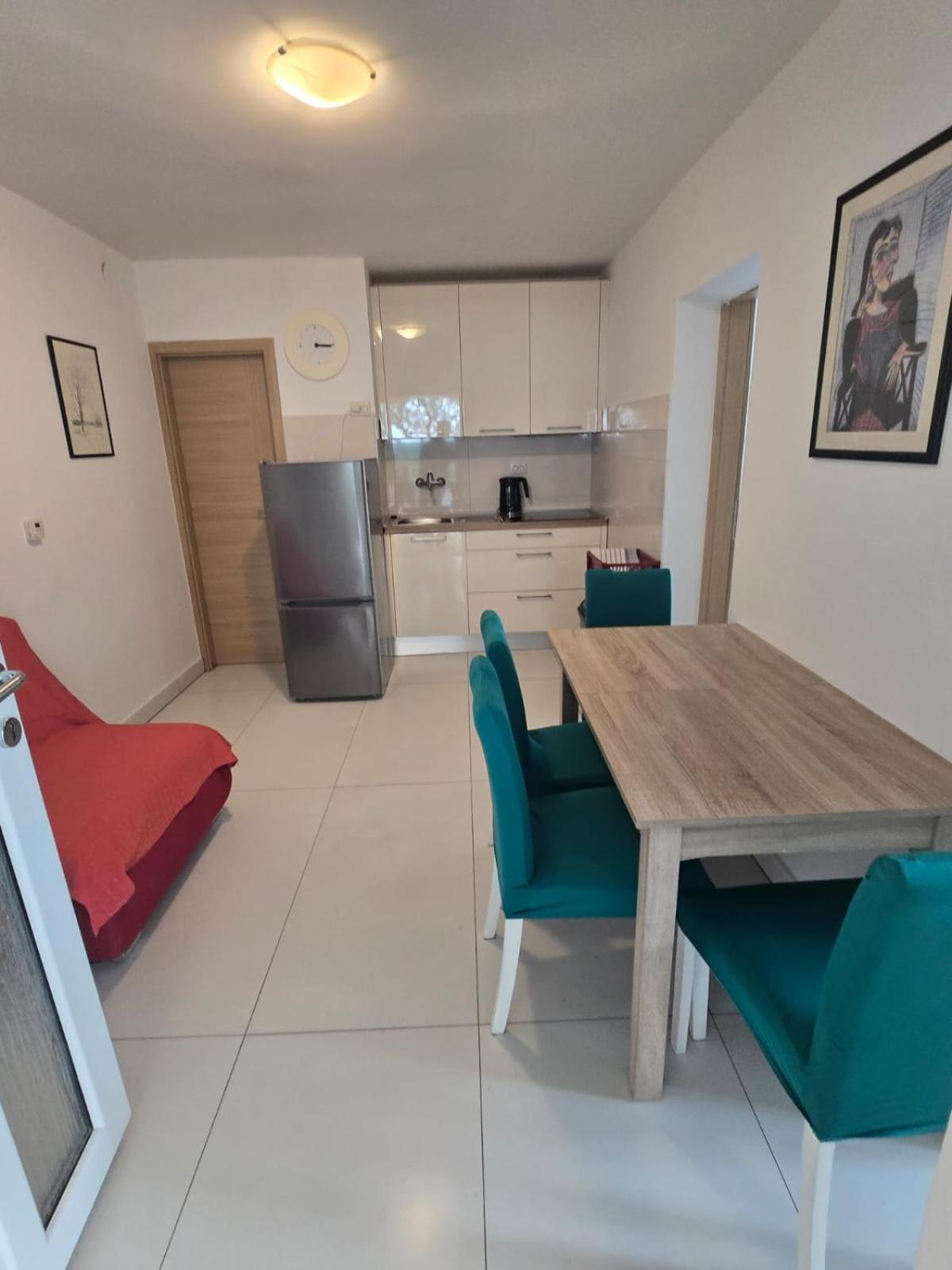 Apartments Sokolovic Krk Town Luaran gambar