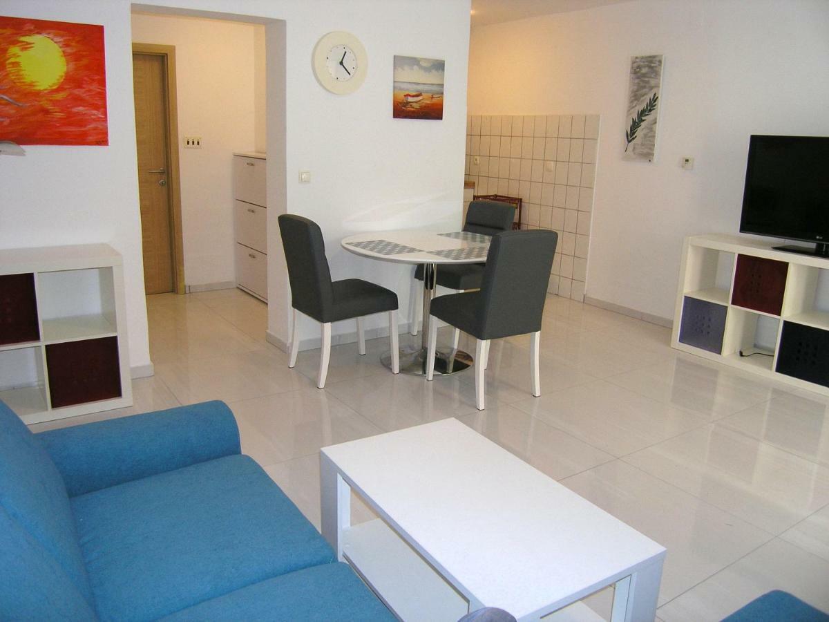 Apartments Sokolovic Krk Town Luaran gambar