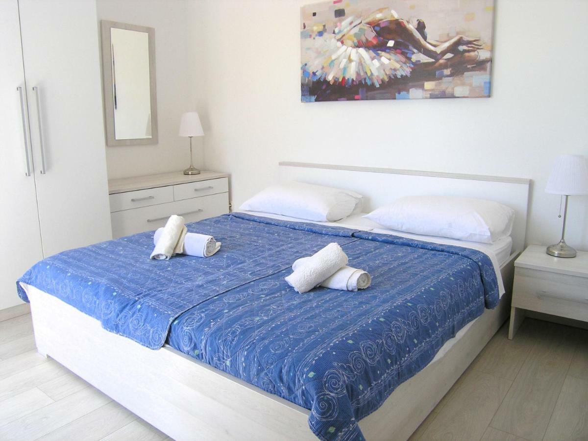 Apartments Sokolovic Krk Town Luaran gambar