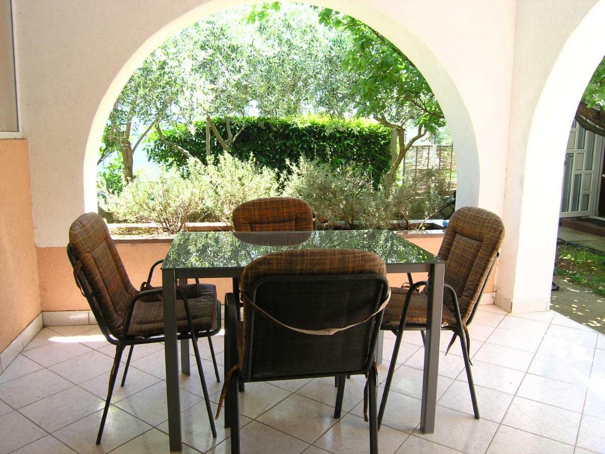 Apartments Sokolovic Krk Town Luaran gambar
