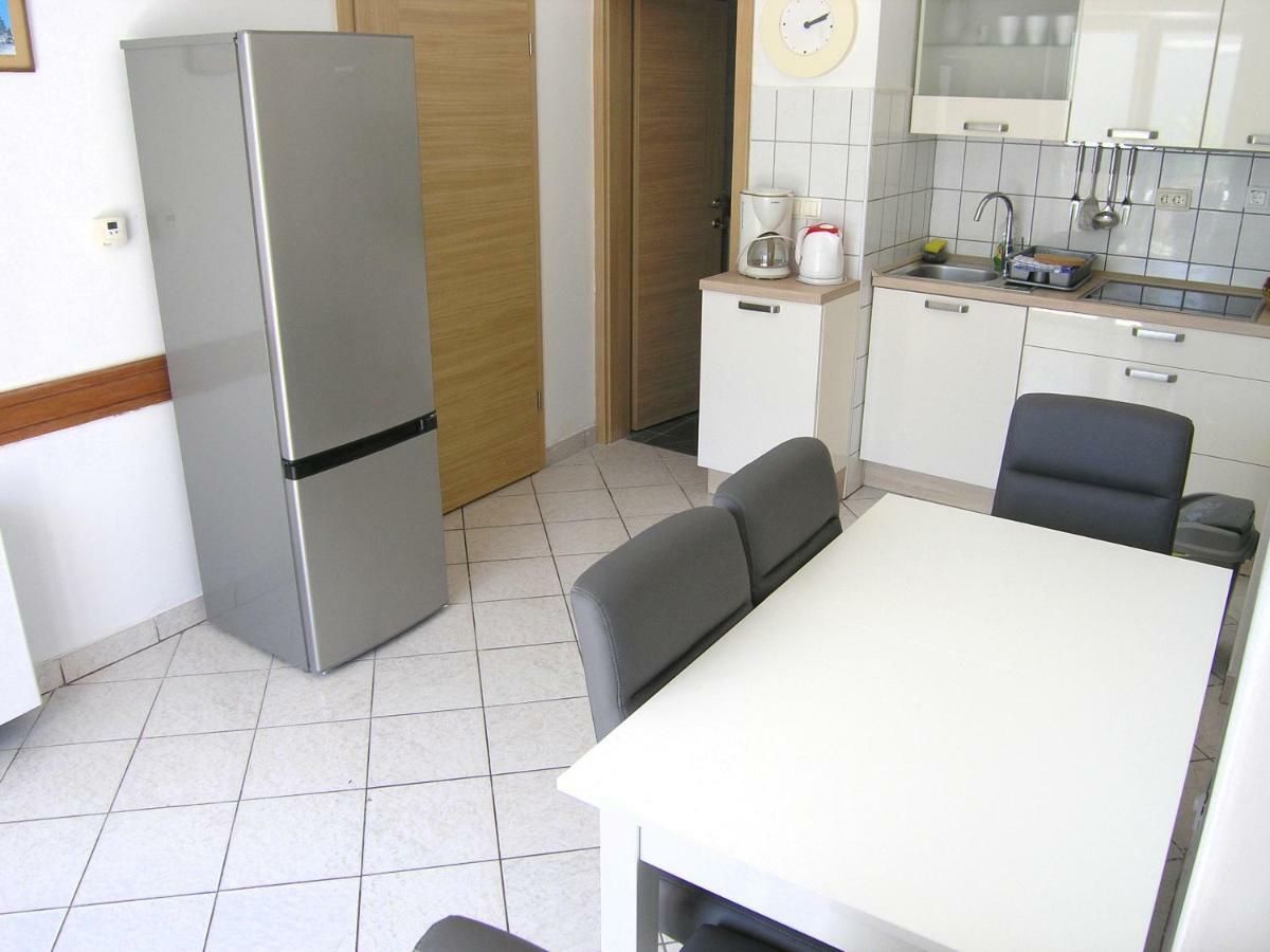 Apartments Sokolovic Krk Town Luaran gambar